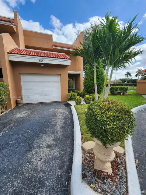 1670 SW 120th Ter, Pembroke Pines, FL 33025