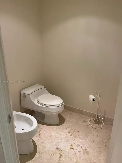 808 Brickell Key Dr #2408, Miami, FL 33131 photo 21