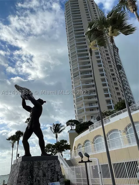 808 Brickell Key Dr #2408, Miami, FL 33131