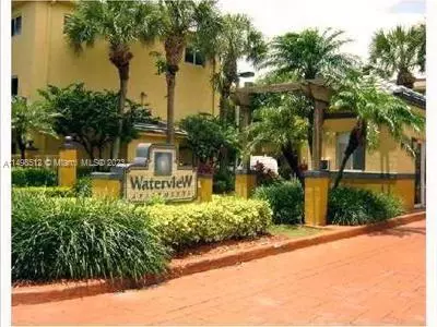 14951 SW 82nd Ln #17-305, Miami, FL 33193