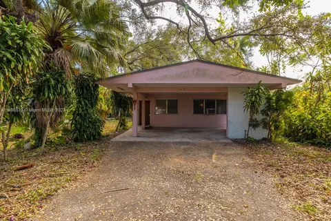 2410 NE 184th St, North Miami Beach, FL 33160
