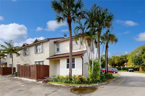 250 SW 95th Ter #1, Pembroke Pines, FL 33025