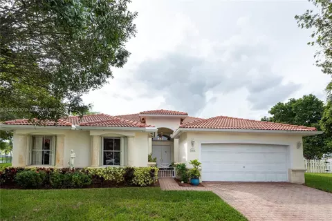 18496 NW 23rd Pl, Pembroke Pines, FL 33029