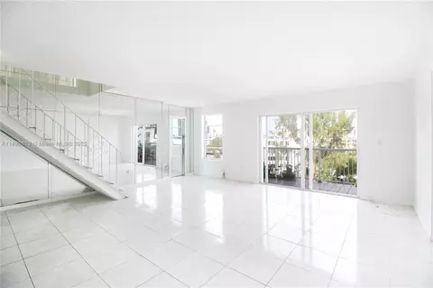 17800 Atlantic Blvd #PH14, Sunny Isles Beach, FL 33160