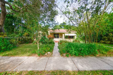 2461 SW 24th St, Miami, FL 33145