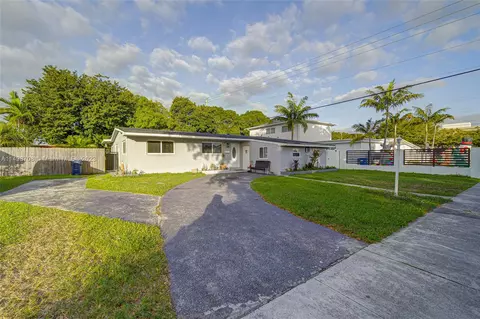 1610 SW 87th Ct, Miami, FL 33165