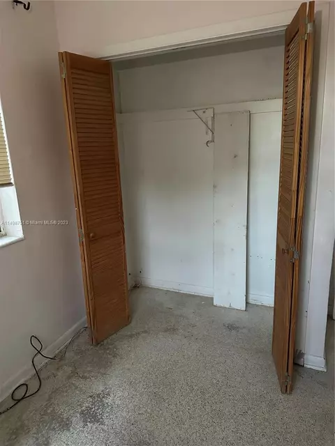 61 E 52nd Pl, Hialeah, FL 33013 photo 21