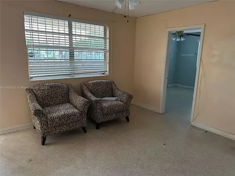 61 E 52nd Pl, Hialeah, FL 33013 photo 4