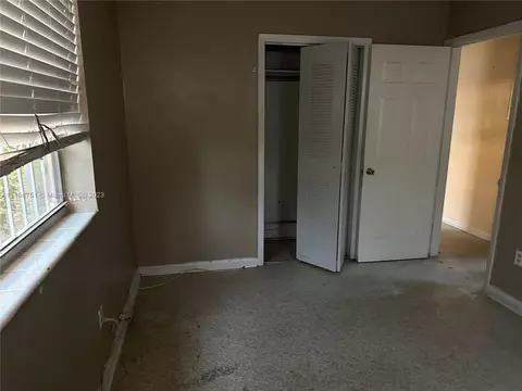 61 E 52nd Pl, Hialeah, FL 33013 photo 23