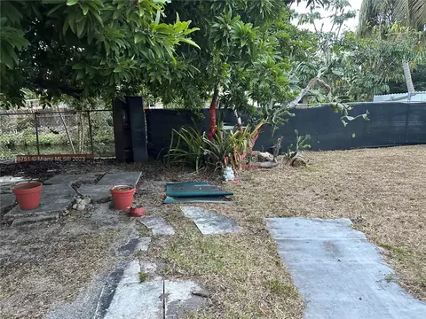 61 E 52nd Pl, Hialeah, FL 33013 photo 47