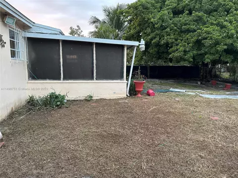 61 E 52nd Pl, Hialeah, FL 33013 photo 43