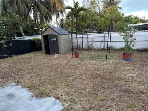 61 E 52nd Pl, Hialeah, FL 33013 photo 34