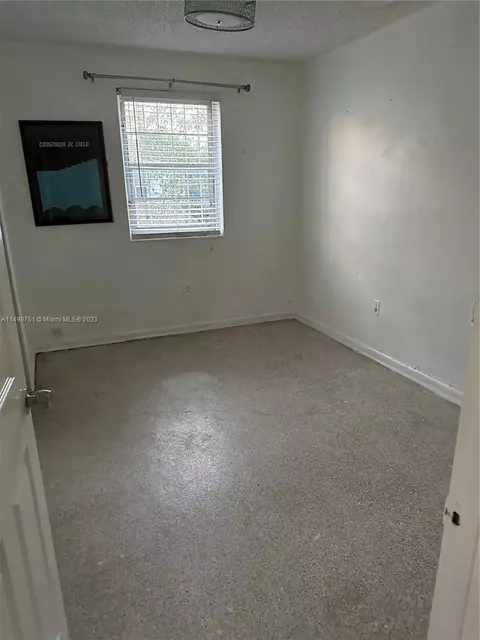 61 E 52nd Pl, Hialeah, FL 33013 photo 5