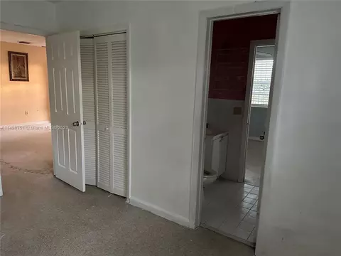 61 E 52nd Pl, Hialeah, FL 33013 photo 6