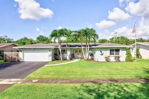 7221 NW 11th Ct, Plantation, FL 33313