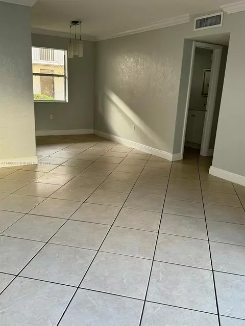8475 SW 94th St #110E, Miami, FL 33156