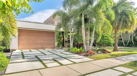 400 NE 12th Ave, Fort Lauderdale, FL 33301