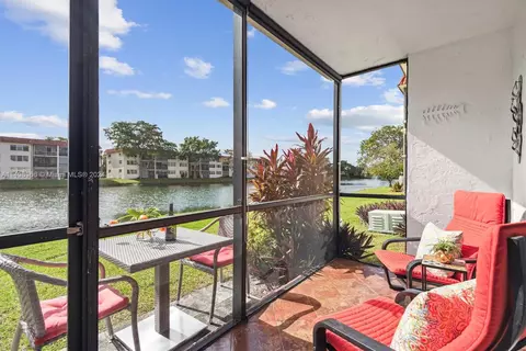 361 S Hollybrook Dr #106, Pembroke Pines, FL 33025
