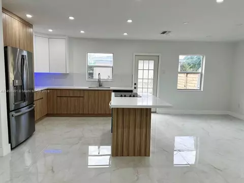 360 NW 191st St, Miami Gardens, FL 33169