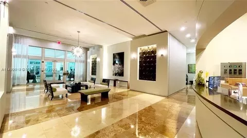 9055 SW 73rd Ct #301, Miami, FL 33156