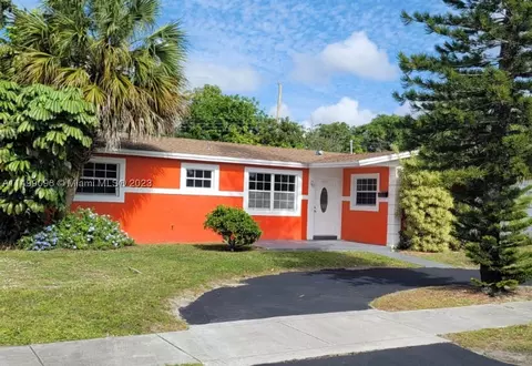3821 NW 187th St, Miami Gardens, FL 33055