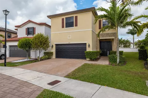 3573 W 106th Ter, Hialeah, FL 33018 photo 1