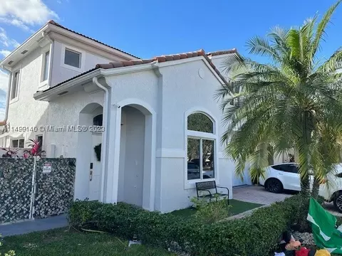 926 NW 126th Ave, Coral Springs, FL 33071