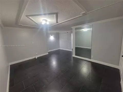 4050 NW 135th St #10-2, Opa Locka, FL 33054