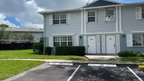 1778 SW 81st Ter #2-37, Davie, FL 33324