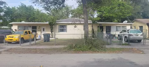 1205 NE 127th St, North Miami, FL 33161
