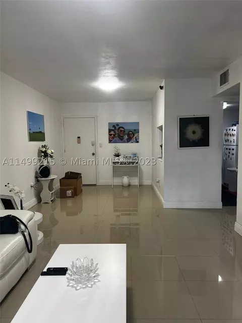 15888 SW 95th Ave #324, Miami, FL 33157