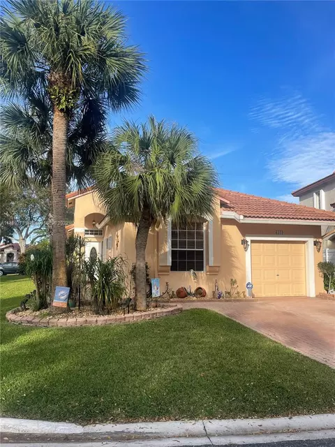 6319 NW 39th St, Coral Springs, FL 33067