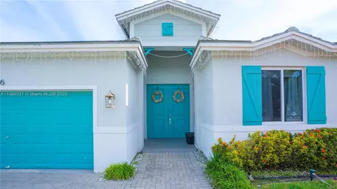 205 NE 19th Ave, Homestead, FL 33033