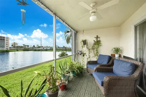 311 SE 3rd St #105, Dania Beach, FL 33004