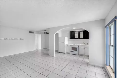 1340 Lincoln Rd #502, Miami Beach, FL 33139