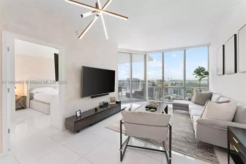 851 NE 1st Ave #2308, Miami, FL 33132