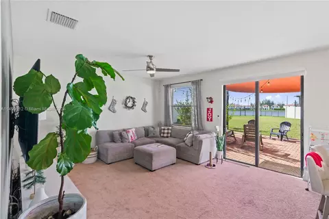 3486 W 103rd Ter, Hialeah, FL 33018 photo 14