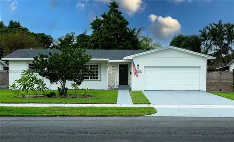 18820 SW 91st Ave, Cutler Bay, FL 33157