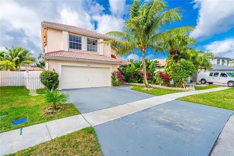 2864 SW 183rd Ave, Miramar, FL 33029