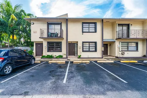 710 SW 114th Ave #B6, Sweetwater, FL 33174