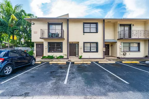 710 SW 114th Ave #B6, Sweetwater, FL 33174
