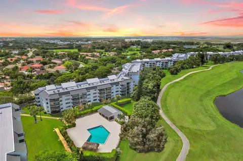 16091 Blatt Blvd #106, Weston, FL 33326