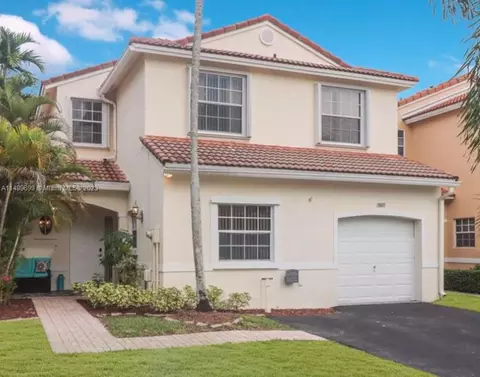 18031 SW 11th Ct, Pembroke Pines, FL 33029