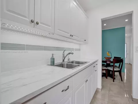 17001 NE 13th Ave #310, Miami, FL 33162