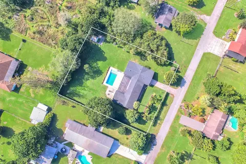 13830 SW 36th Ct, Davie, FL 33330
