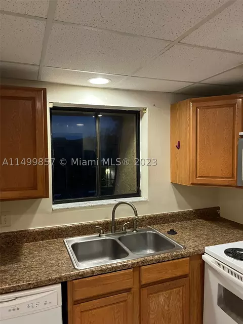 1085 S Flagler Ave #619, Pompano Beach, FL 33060