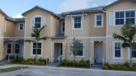 132 SE 28th Pl #4, Homestead, FL 33033