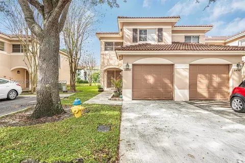 2400 NW 97th Way #2400, Pembroke Pines, FL 33024