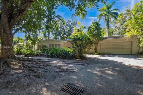 6816 Pallazzo St, Coral Gables, FL 33146