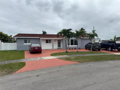 2131 SW 98th Pl, Miami, FL 33165